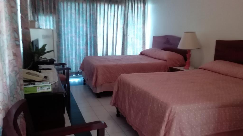 Hotel Relax Resort Montego Bay Exterior photo